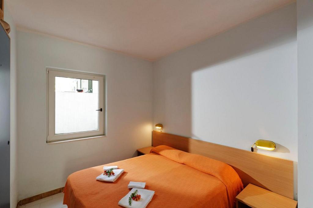 Hotel Villaggio Costa Ripa Rodi Garganico Chambre photo
